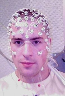 230px-EEG_cap